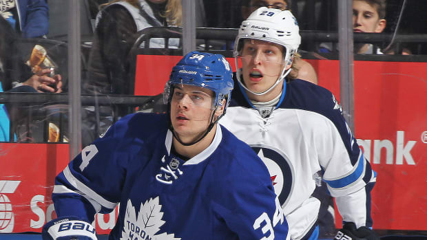 patrik-laine-auston-matthews-calder-trophy-race.jpg
